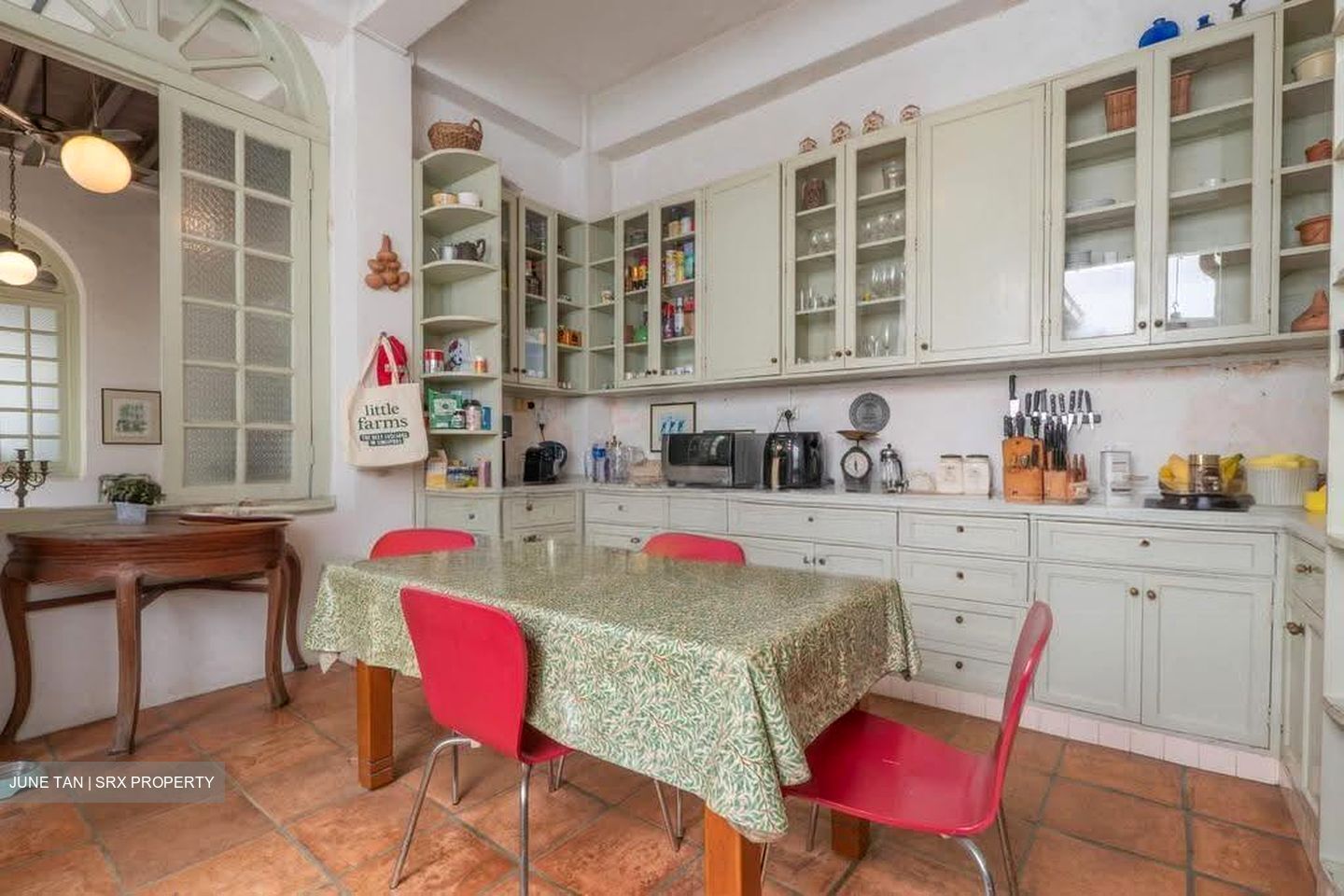 Emerald Hill Road (D9), Detached #631055591